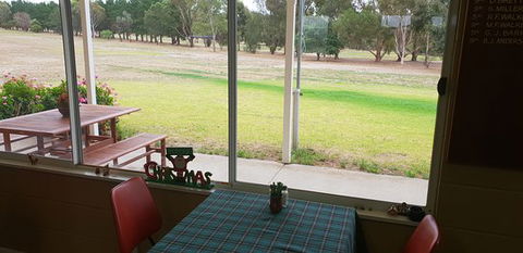 Fairway Coffee & Eatery - Restaurant Canberra 0