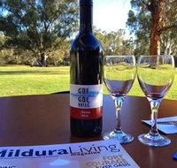 Gol Gol Pub - Restaurant Canberra