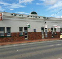 Mount Jeffcott Hotel - Restaurant Canberra