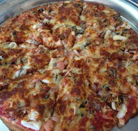 Lakes Pizza  Fish 'n' Chips - Restaurant Canberra