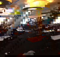 Sharkies Grill - Restaurant Canberra