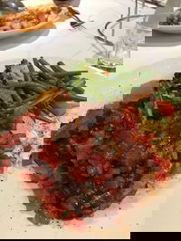 Cosa Nostra Pizzeria  Restaurant