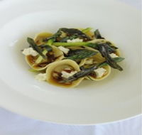 Bungool Restaurant Riverside Oaks NSW - Restaurant Canberra