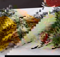 Fire Station Hotel - Restaurant Canberra