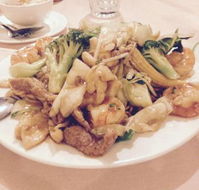 Golden Pond Chinese Restaurant - Restaurant Canberra