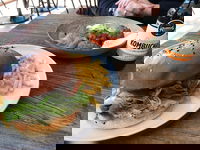 Mandesa Florist Cafe