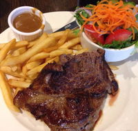 West Tradies Bistro - Restaurant Canberra