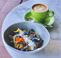 MR O Kitchen Espresso Grocer - Restaurant Canberra