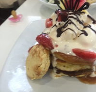 McKeachies Corner - Restaurant Canberra