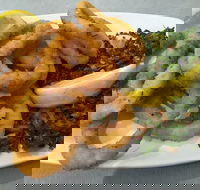 Meadowbay Fish and Chips - Restaurant Canberra
