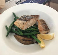 Eatons Hotel - Restaurant Canberra