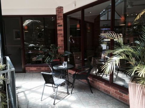 Govetts Cafe - Restaurant Canberra 0