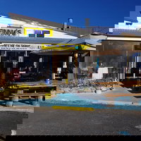 Finny's By The Wharf