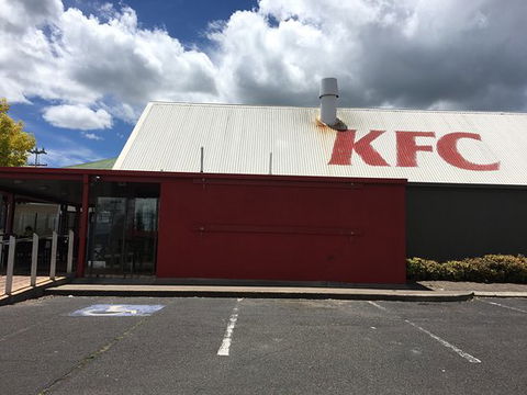Kentucky Fried Chicken - Restaurant Canberra 0
