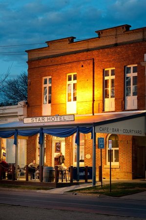 STAR HOTEL - Restaurant Canberra 0