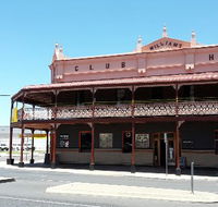 The Club Hotel Experience - Restaurant Canberra
