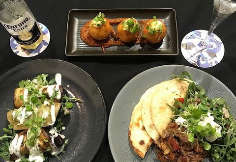 The Palm Pottsville - Restaurant Canberra 0