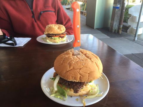 Thunderbolts Cafe & Takeaway - Restaurant Canberra 0