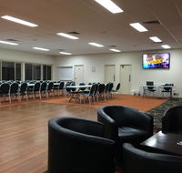Holbrook Returned Servicemen's Club Restaurant - Restaurant Canberra
