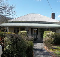 Nelliebelle's Cakes and Bakes