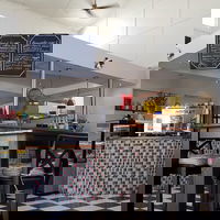 Stella Bistro