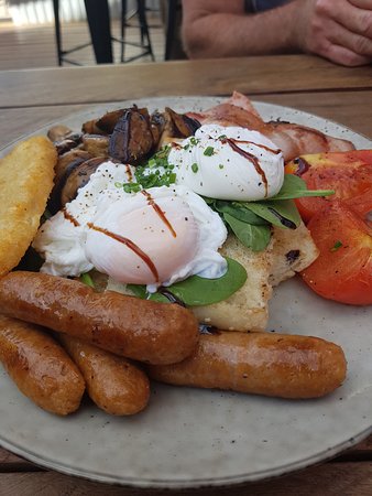 The Temora Hotel - Restaurant Canberra 0