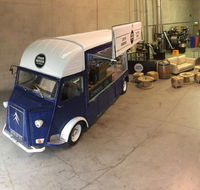 Underground Coffee Roasters - Restaurant Canberra