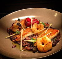 Gryphons Caffe Bar - Restaurant Canberra