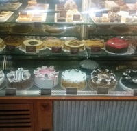 Luddenham Village Cafe - Restaurant Canberra