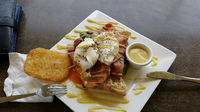 Medowie Takeaway and Medowie Restaurant Canberra Restaurant Canberra