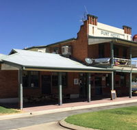 Punt Hotel - Restaurant Canberra