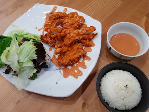New Rice Paper And Japanese - Restaurant Canberra 0