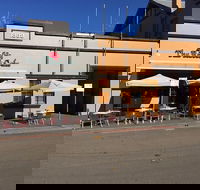 The Roses Cafe - Restaurant Canberra