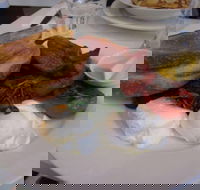 Chicken and Fishhead - Restaurant Canberra