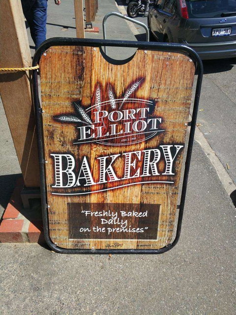 Port Elliot Bakery - Restaurant Canberra 0