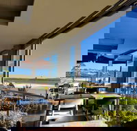 Reef Bar and Grill - Restaurant Canberra