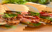 Benowa Takeaway and Benowa Restaurant Canberra Restaurant Canberra