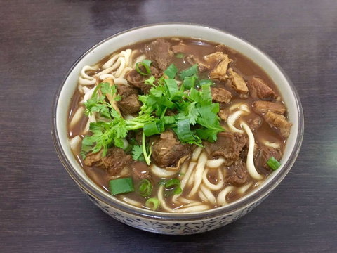 Swanky Noodle Restaurant - Restaurant Canberra 0