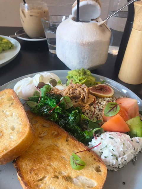 Warren & Holt - Restaurant Canberra 0