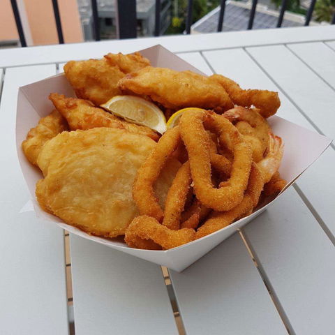 Whitsunday Seafood Bar - Restaurant Canberra 0