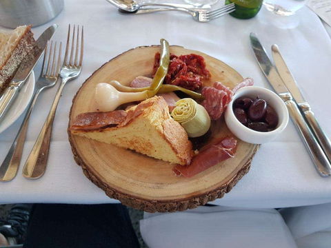 Conservatory Restaurant - Restaurant Canberra 0