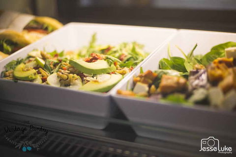 The Vintage Pantry Country Blossom - Windsor - Restaurant Canberra 0