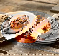 Easeys  Two Wrongs - Restaurant Canberra