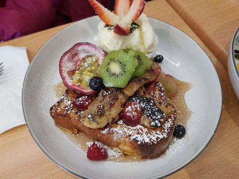 Houlihans - Restaurant Canberra 0