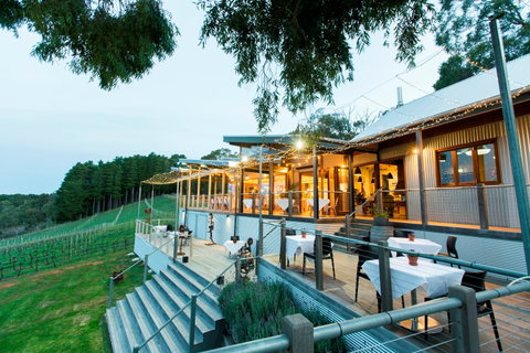 Mt Lofty Ranges Vineyard - Restaurant Canberra 2