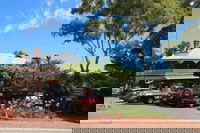 Mundaring Weir Hotel