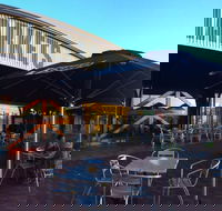 Treat Feast Thai - Restaurant Canberra