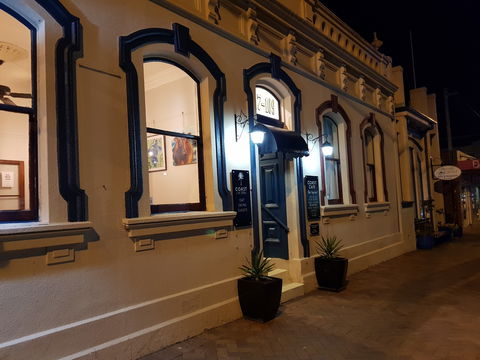 Coast Cafe Milton - Restaurant Canberra 0