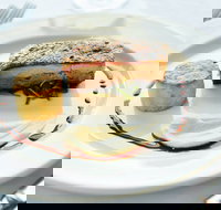 LB's Harbourview Restaurant - North Sydney Harbour View Hotel - Restaurant Canberra