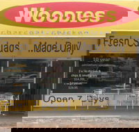 Woodies Charcoal Chicken - Restaurant Canberra